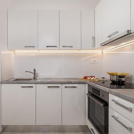 Lux Apartments Rijeka Ngoại thất bức ảnh