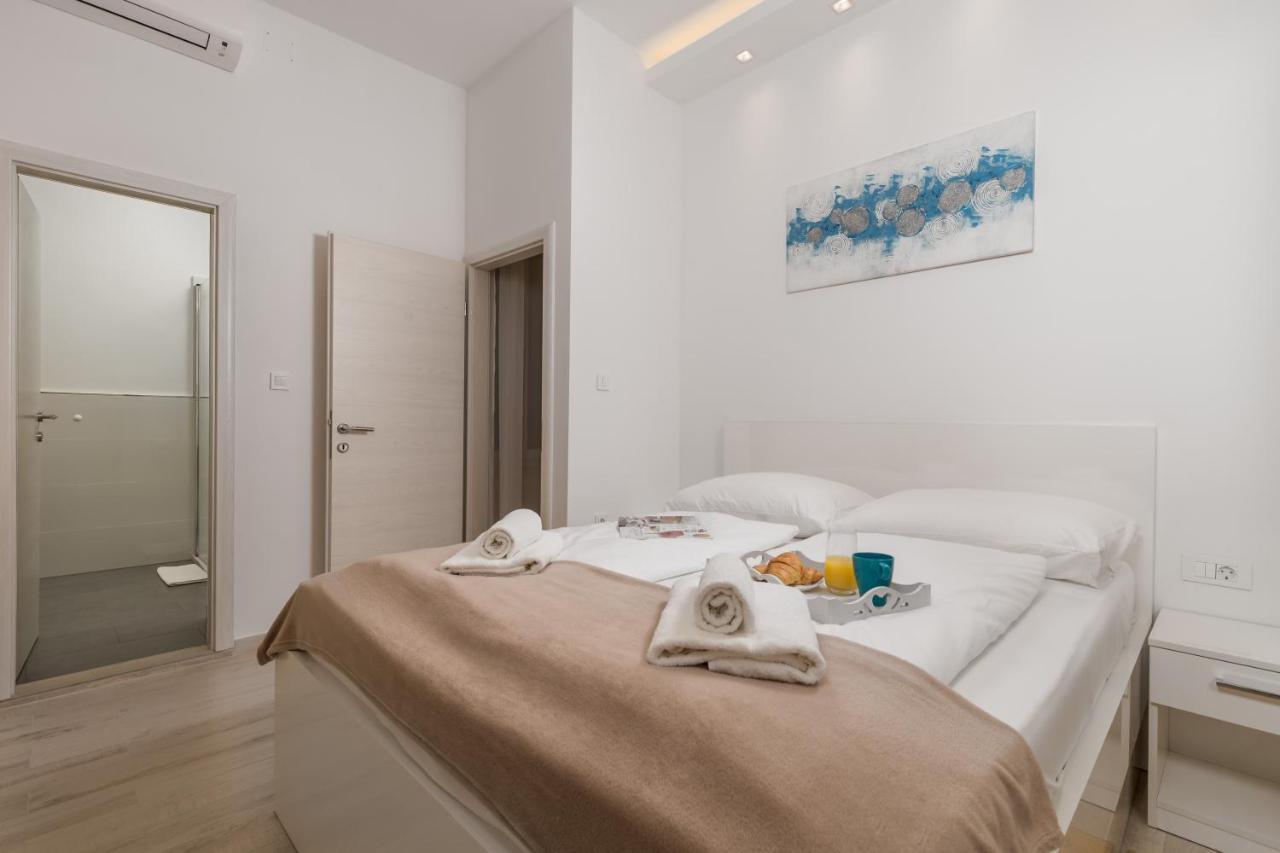 Lux Apartments Rijeka Ngoại thất bức ảnh