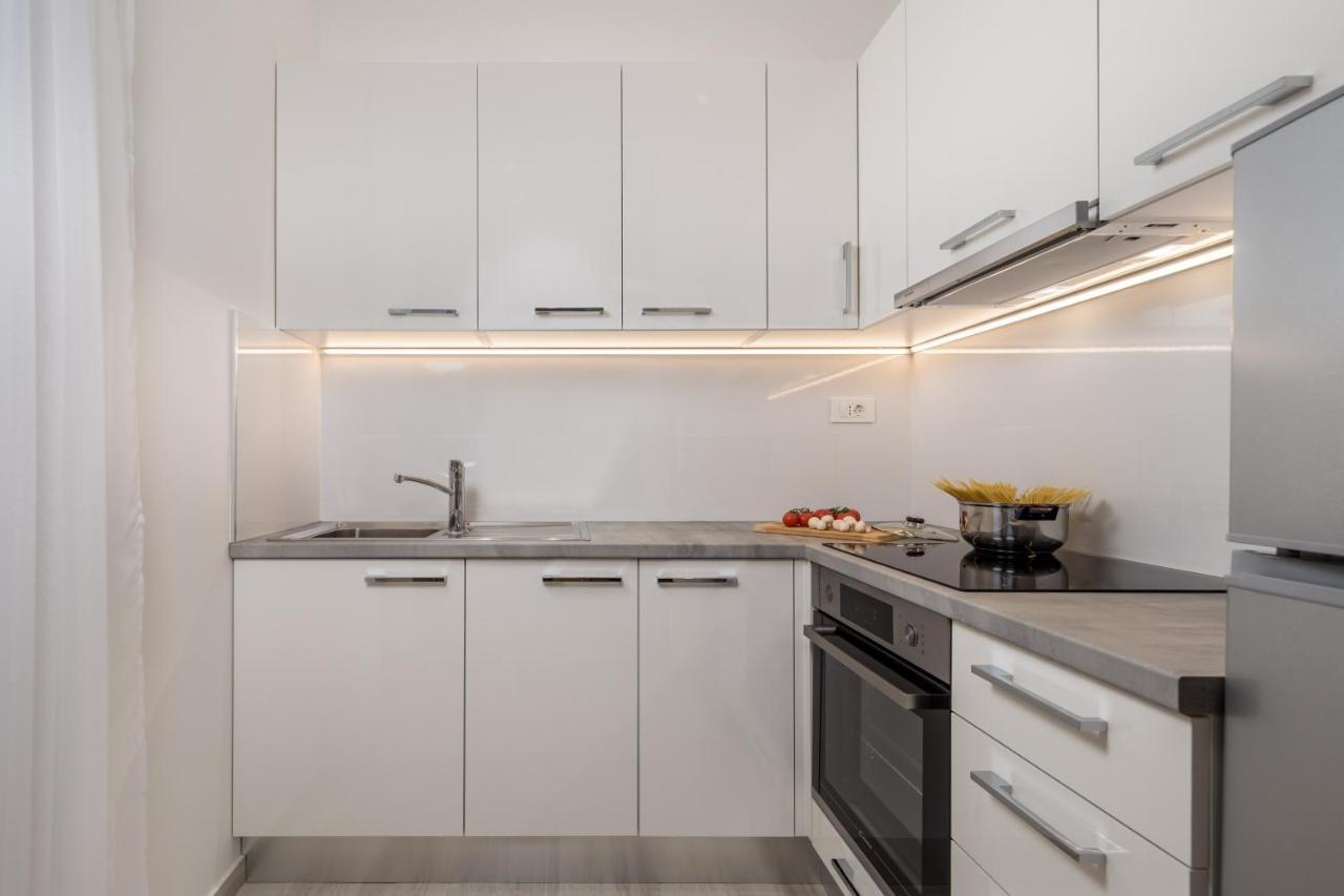 Lux Apartments Rijeka Ngoại thất bức ảnh